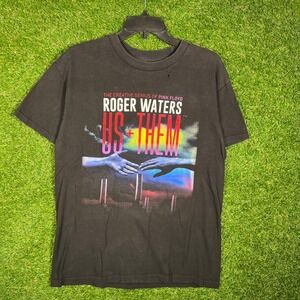 Roger Waters Us + Them Tour 2017 T-Shirt Black Pink Floyd Concert Graphic Mens L